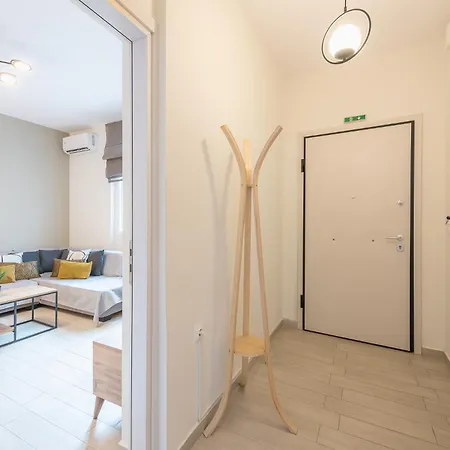 Apartment Petralona Gem With Scenic Terrace